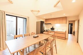 b&FLAT-Hanazono