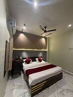 Jogi Lodge