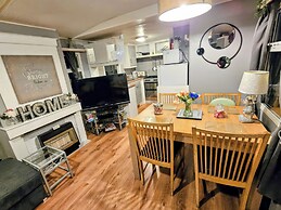 Kingfisher Caravan Park - Holiday Accommodation 22193