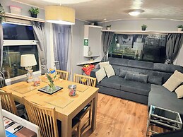 Kingfisher Caravan Park - Holiday Accommodation 22193