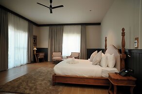 RED RIVER RETREAT