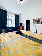 Affordable 3BR Apartment Top Location
