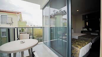 Blue Serenity Hotel