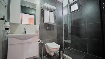 Blue Serenity Hotel