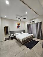 Hotel Abhishek Pride