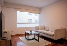w Charming 3BR Apartment in Miraflores