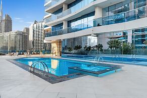 Chic 1BR Canal View at Waves Tower