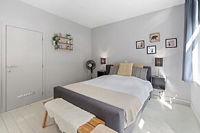 Gentpoort City Suites