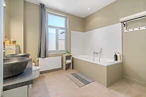 Gentpoort City Suites