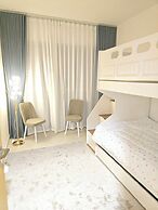 LUXURY BOULEVARD 2BHK