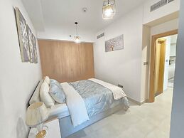 LUXURY BOULEVARD 2BHK