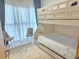 LUXURY BOULEVARD 2BHK