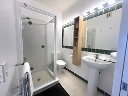 Villa Aqua