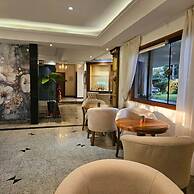 Green Palace Hotel