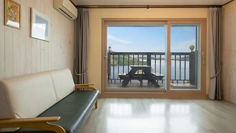 Yeosu Greenhouse Pension