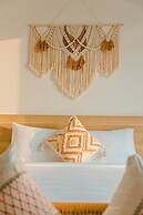 Rosy Hotel