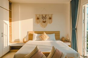 Rosy Hotel