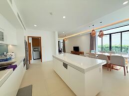 Luxury Villa Beach Front
