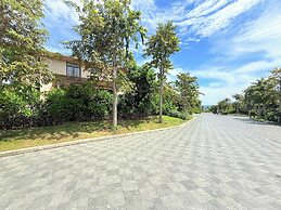 Luxury Villa Beach Front