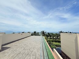 Luxury Villa Beach Front