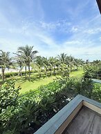 Luxury Villa Beach Front