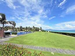 Luxury Villa Beach Front