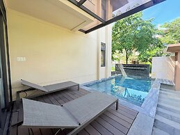 Luxury Villa Beach Front