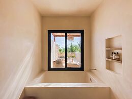 Best-Located Beach Suite with pool.