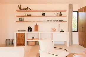 Best-Located Beach Suite with pool.