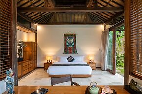Villa Crystal Castle