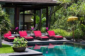 Villa Crystal Castle