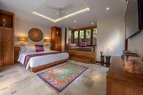 Villa Crystal Castle