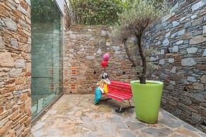 Elegant Villa Overlooking Gaou Bay