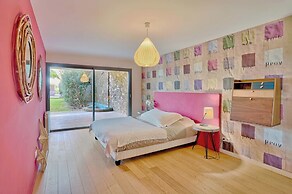 Elegant Villa Overlooking Gaou Bay