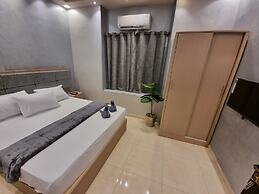 Cairo Plaza Manchester Hotel