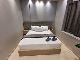 Cairo Plaza Manchester Hotel