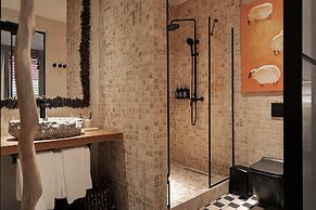 YURTA Boutique Hotel