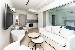 Dinglis Beach Hotel Apartments