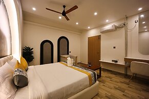 Pride heritage hotel