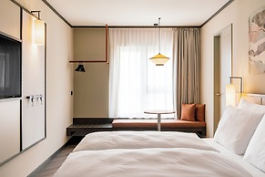 Hotel Schani City
