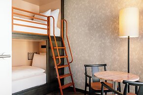 Hotel Schani City