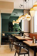 Hotel Schani City