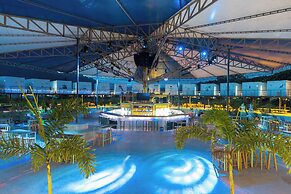 Pool Party Hotel