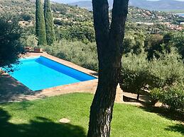 Tuscan Elegance by the Sea
