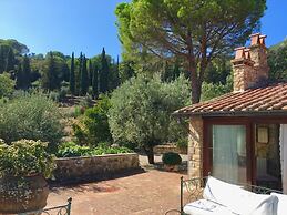Tuscan Elegance by the Sea