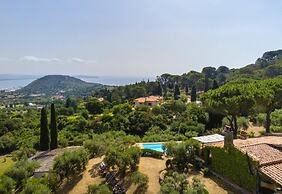 Tuscan Elegance by the Sea
