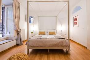 Modern Flat in Historic Rome Center