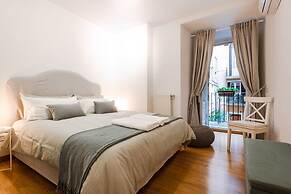 Modern Flat in Historic Rome Center