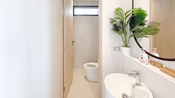 The Salin Seaview Villas