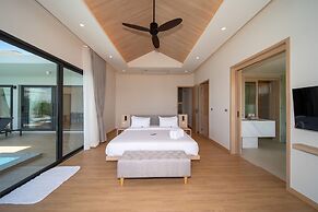 The Salin Seaview Villas